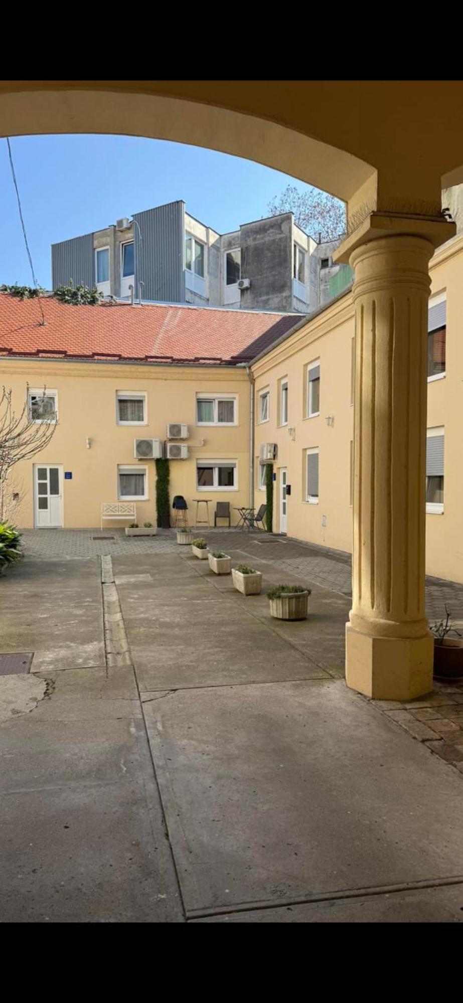 Home Apartmani I Sobe Osijek Exteriér fotografie
