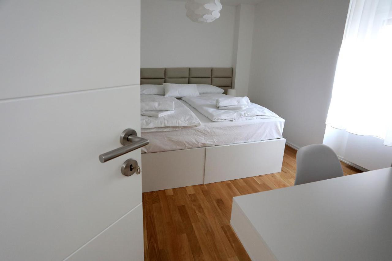 Home Apartmani I Sobe Osijek Exteriér fotografie