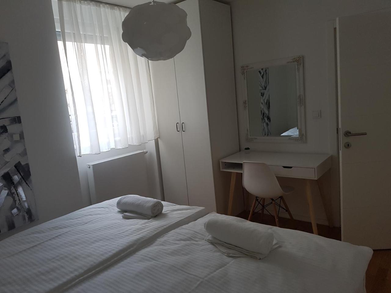 Home Apartmani I Sobe Osijek Exteriér fotografie